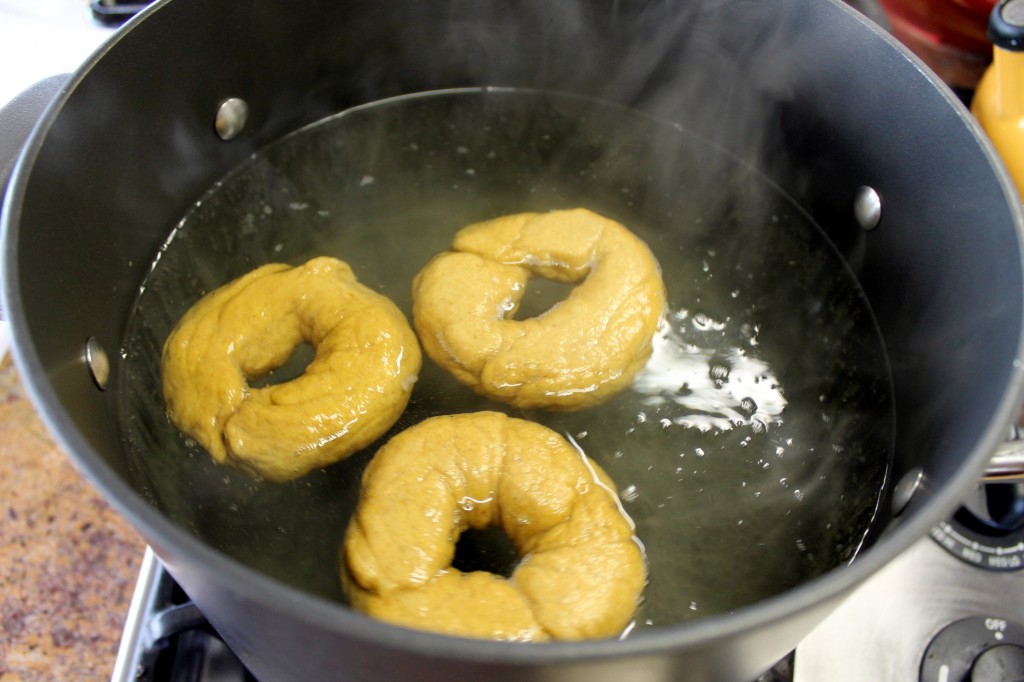 Boiling bagels