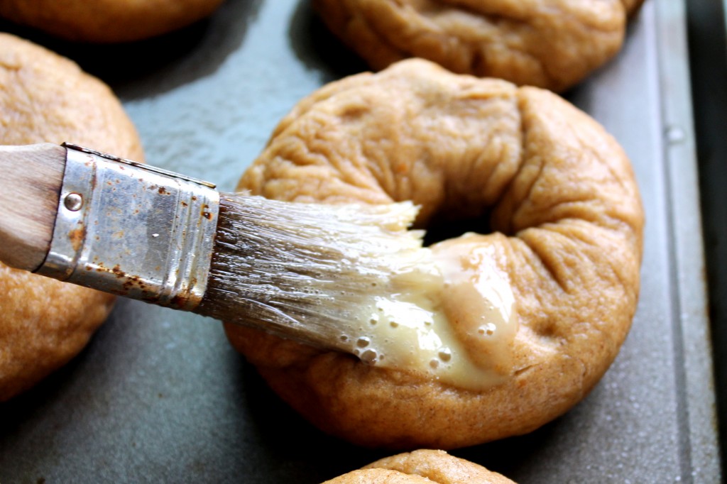 How to make pumpkin spice bagels from ambitiouskitchen.com