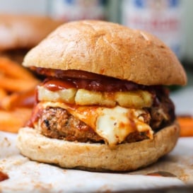 Hawaiian turkey burger with grilled pineapple