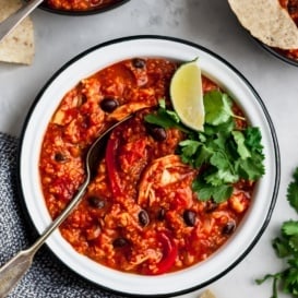 slow cooker pumpkin chicken chili in a bowl