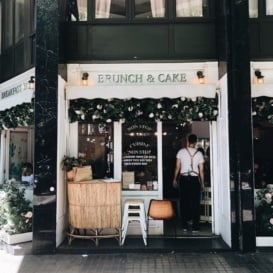 brunch & cake cafe in spain