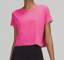 pink tshirt