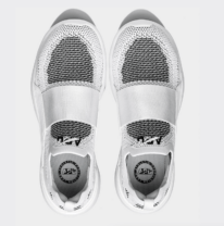 white and black tennis shoes