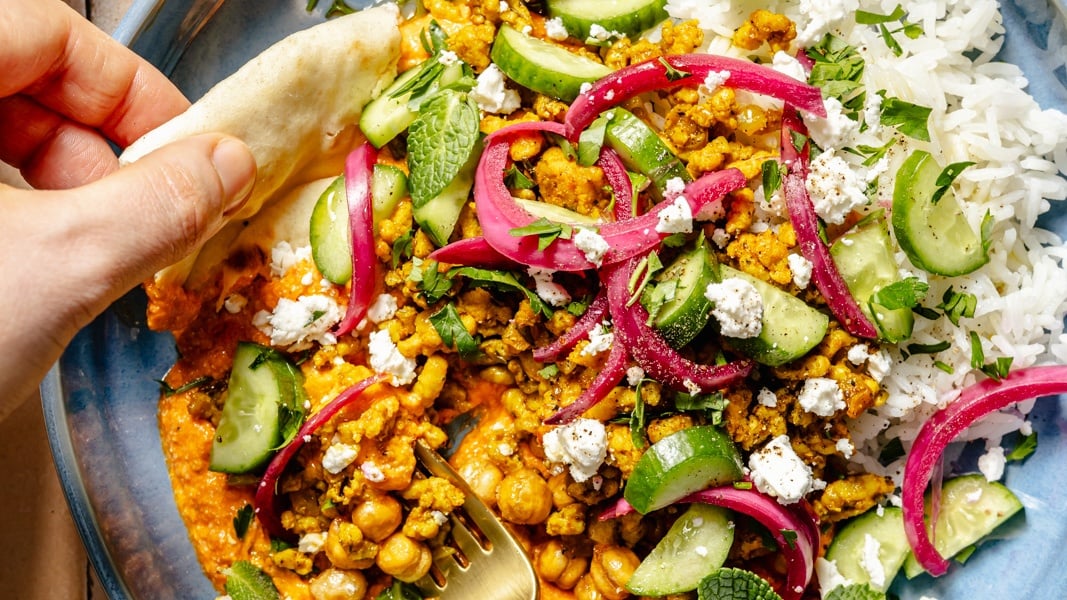 30-Minute Spiced Mediterranean Chicken Bowls (high-protein)